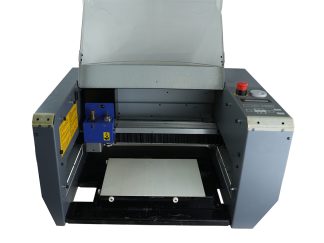 ROLAND EGX-300 ENGRAVING MACHINE